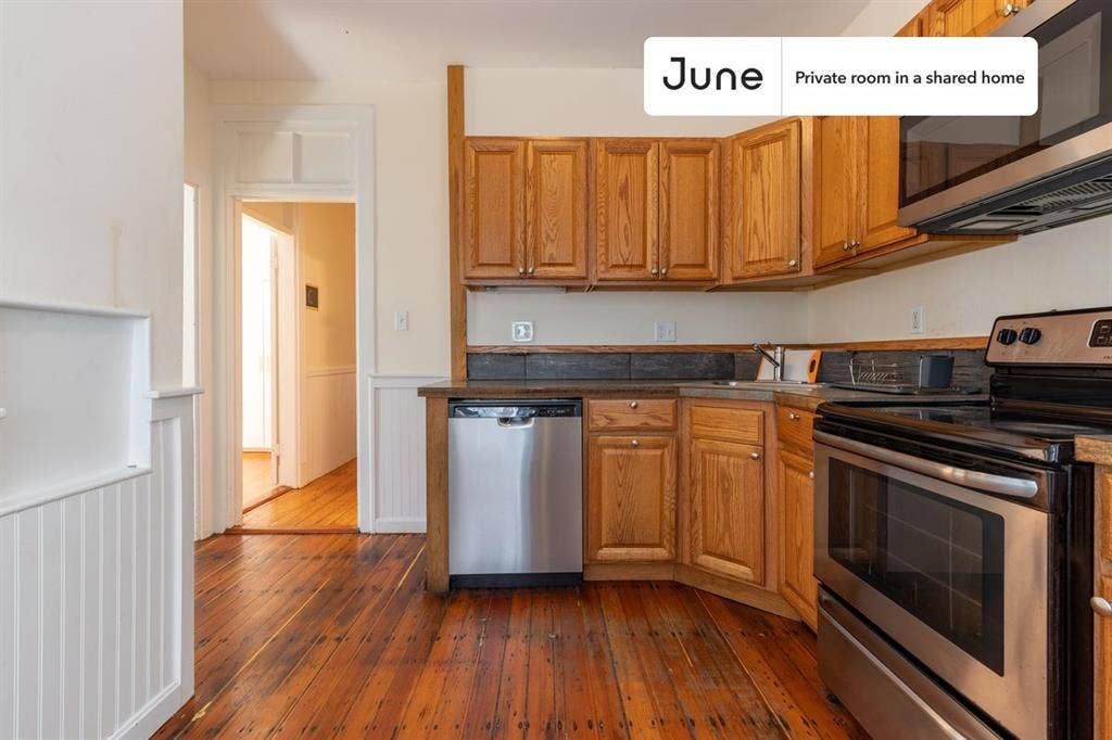 4 BR in Boston