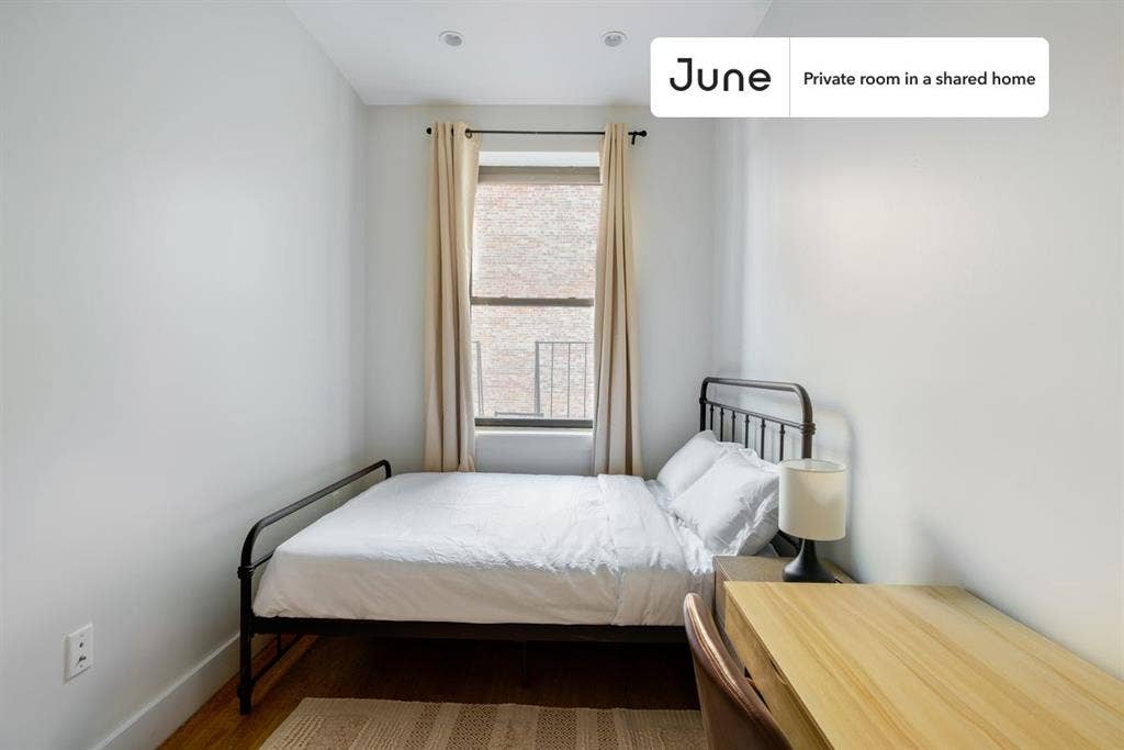3 BR in New York City