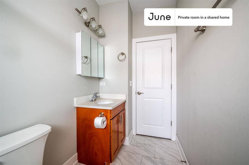 5 BR in Chicago