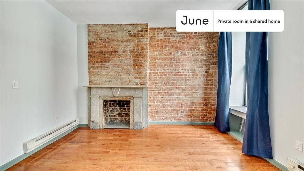 2 BR in New York City