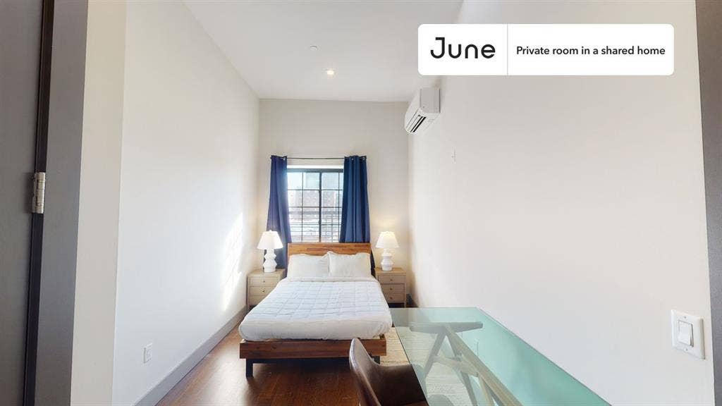 4 BR in New York City