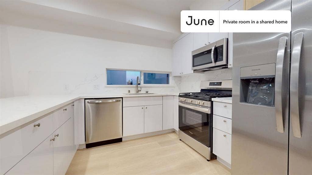 5 BR in Los Angeles