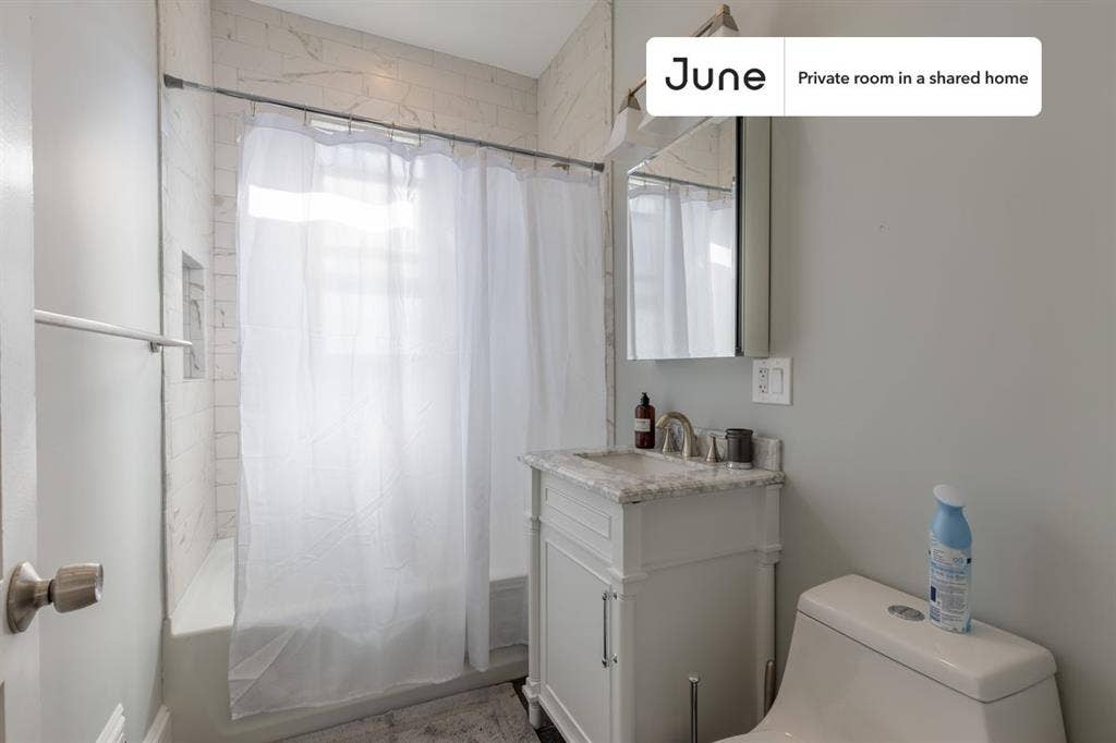 4 BR in Boston