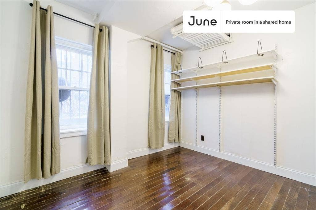 5 BR in New York City