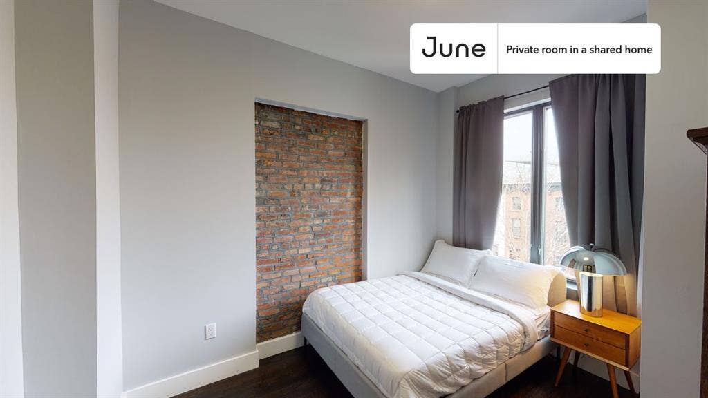 4 BR in New York City
