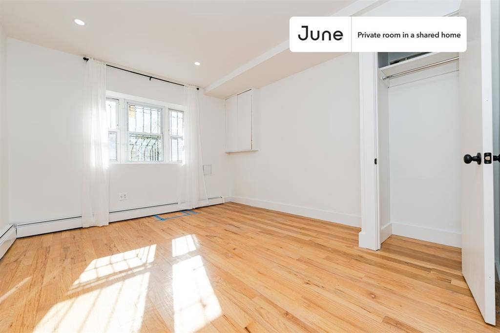 3 BR in New York City