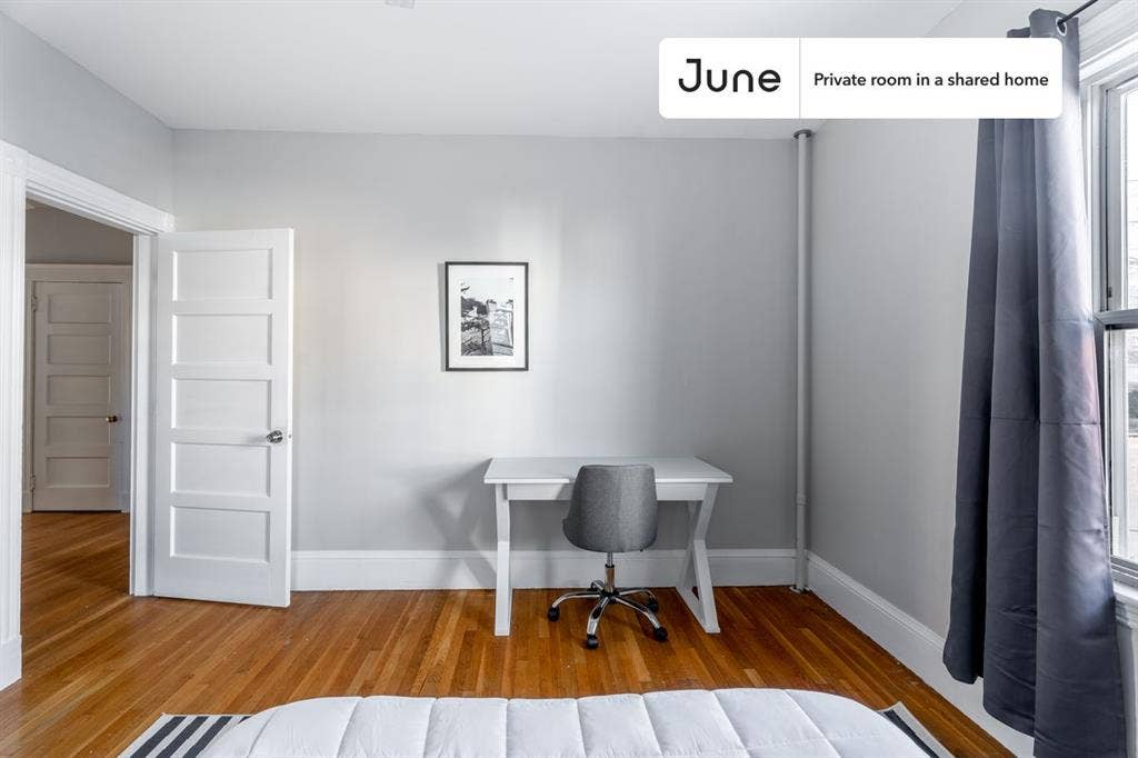 3 BR in Boston