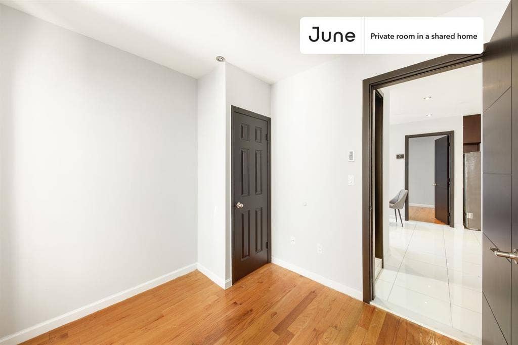 4 BR in New York City