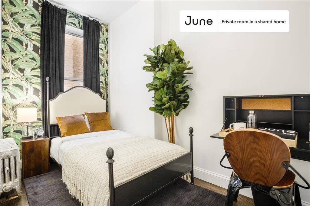 3 BR in New York City