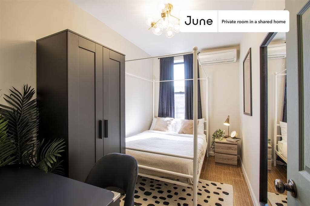 3 BR in New York City