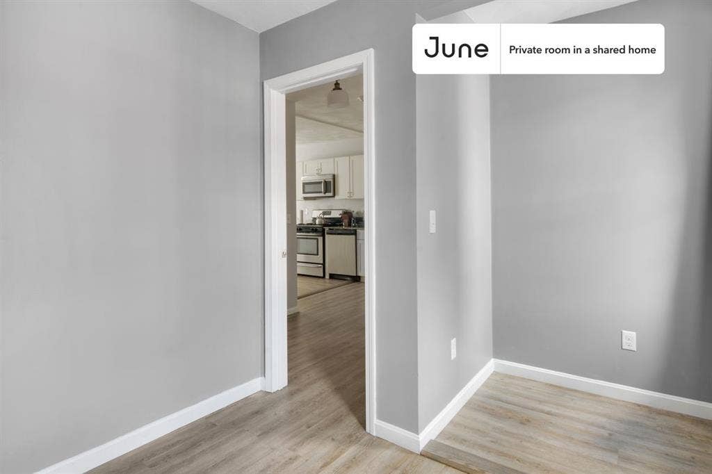 3 BR in Boston