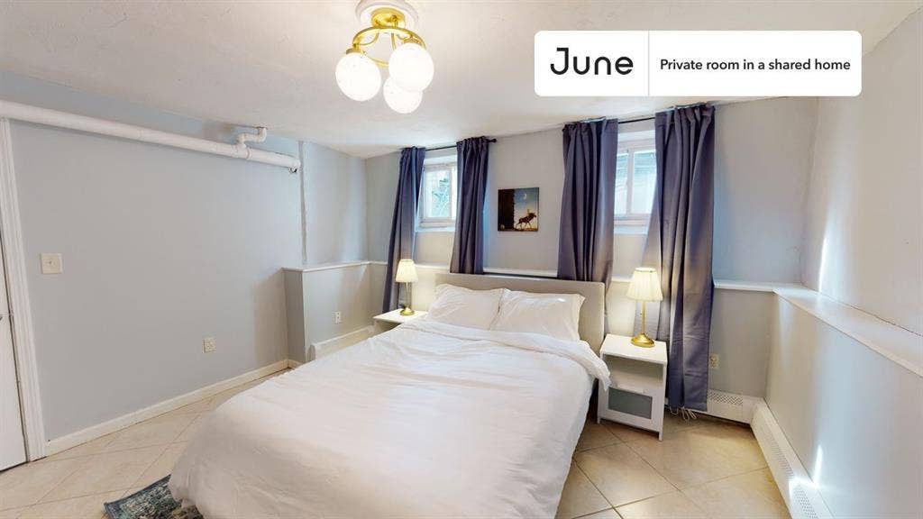6 BR in Boston