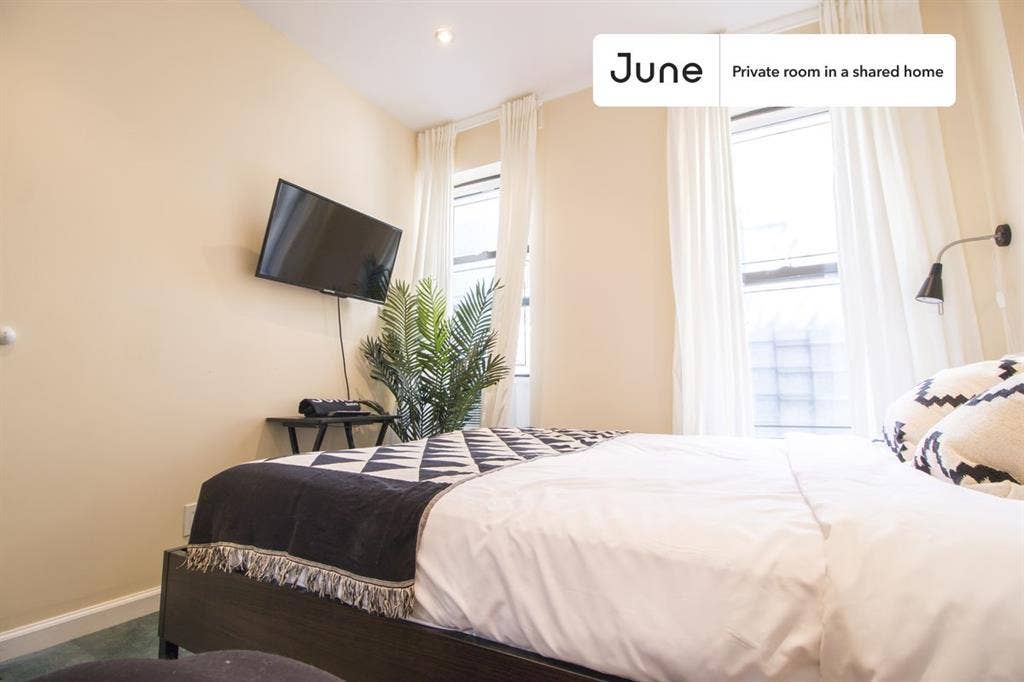 4 BR in New York City