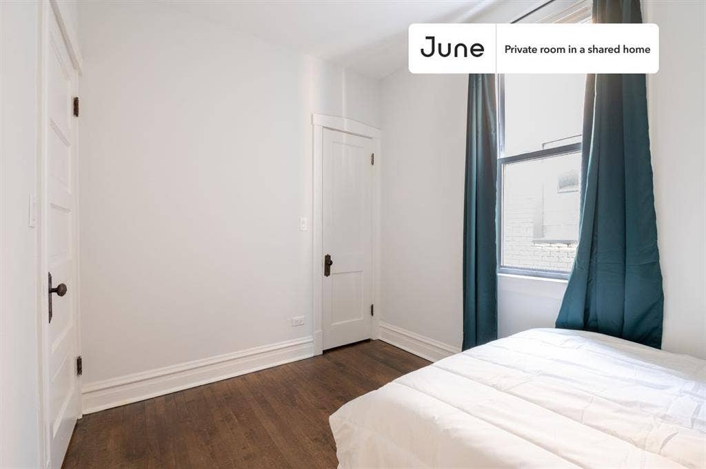 4 BR in Chicago