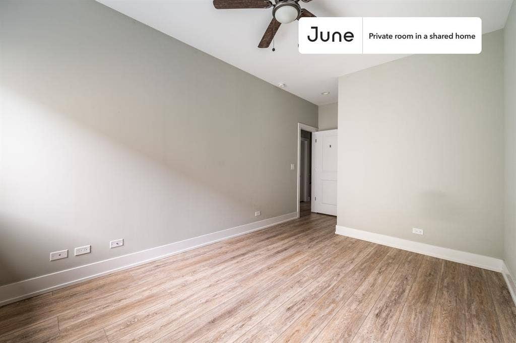 5 BR in Chicago