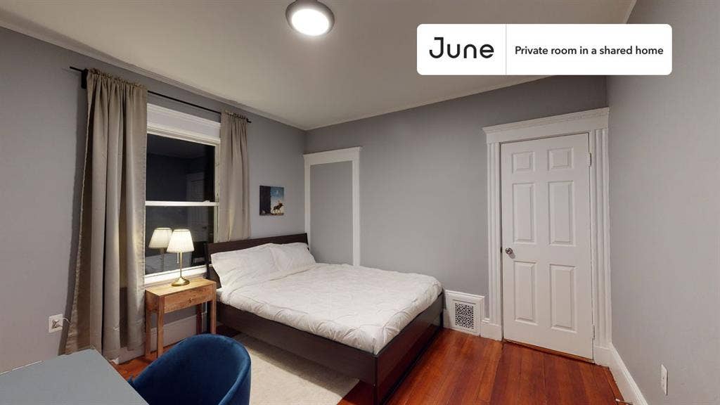 4 BR in Boston