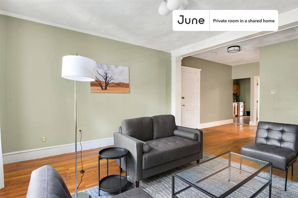3 BR in Boston