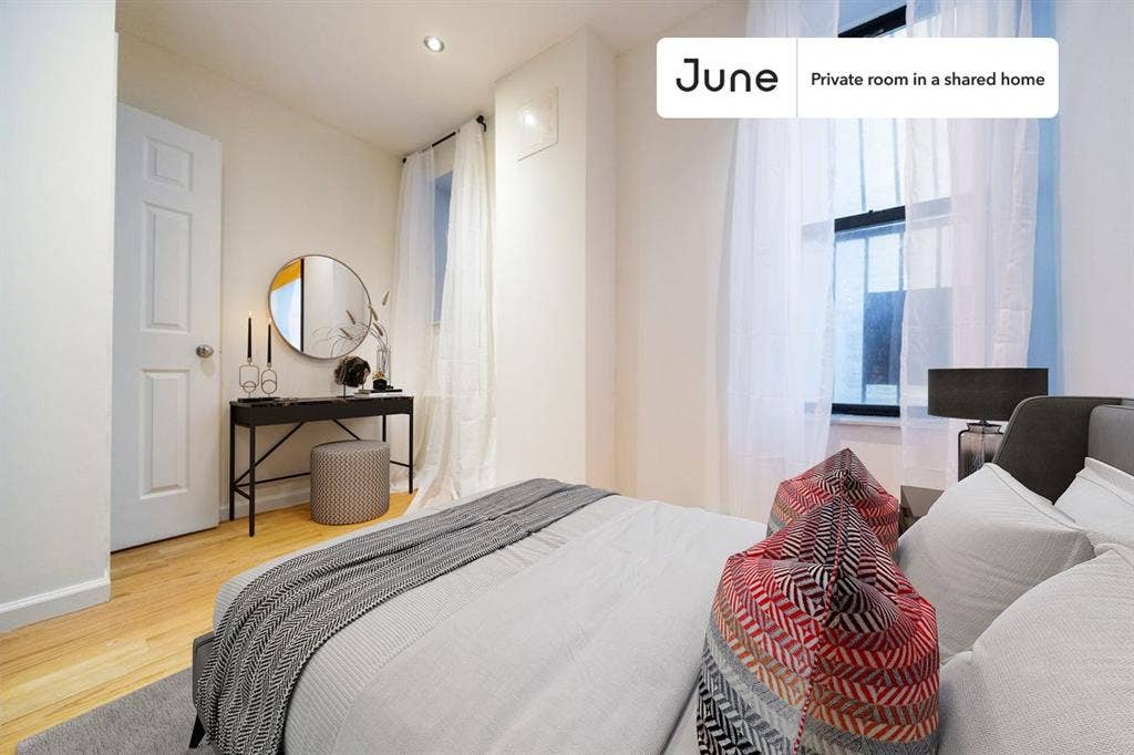 4 BR in New York City