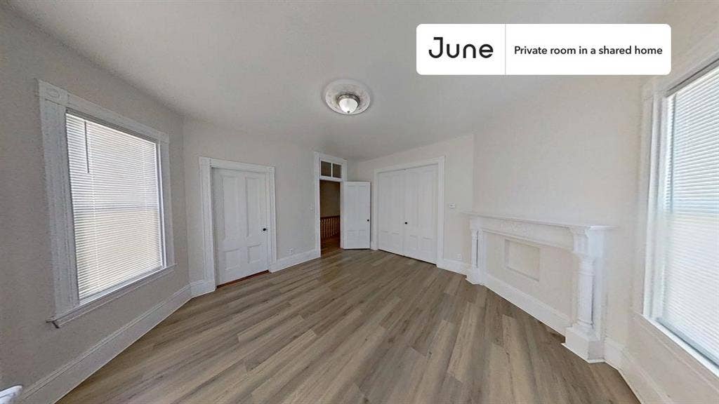 3 BR in Boston