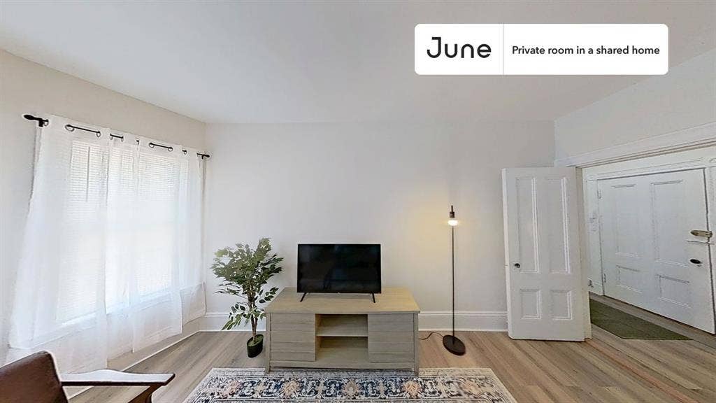 3 BR in Boston