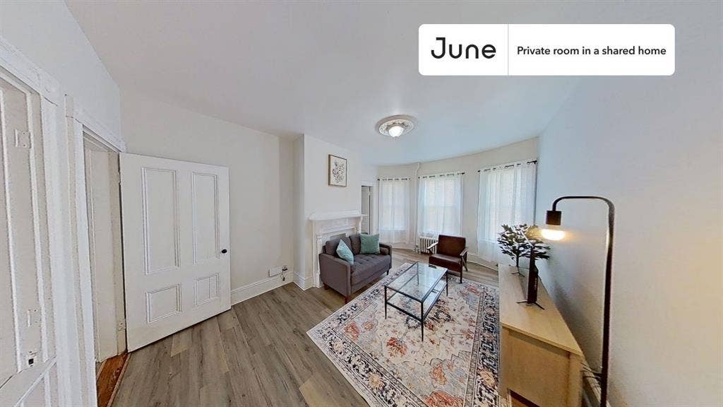 3 BR in Boston
