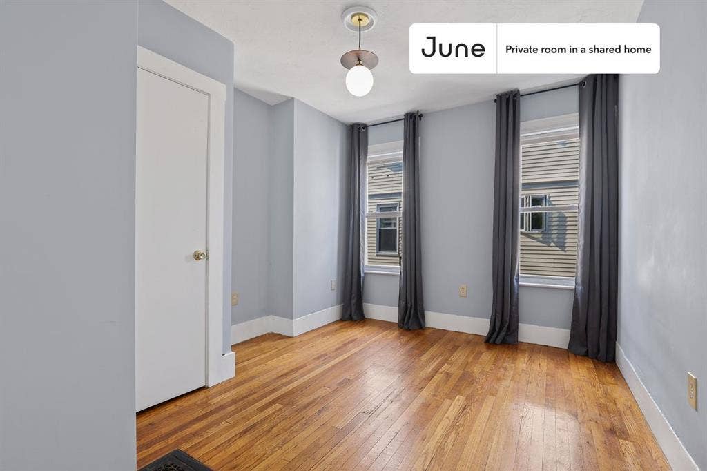 3 BR in Boston