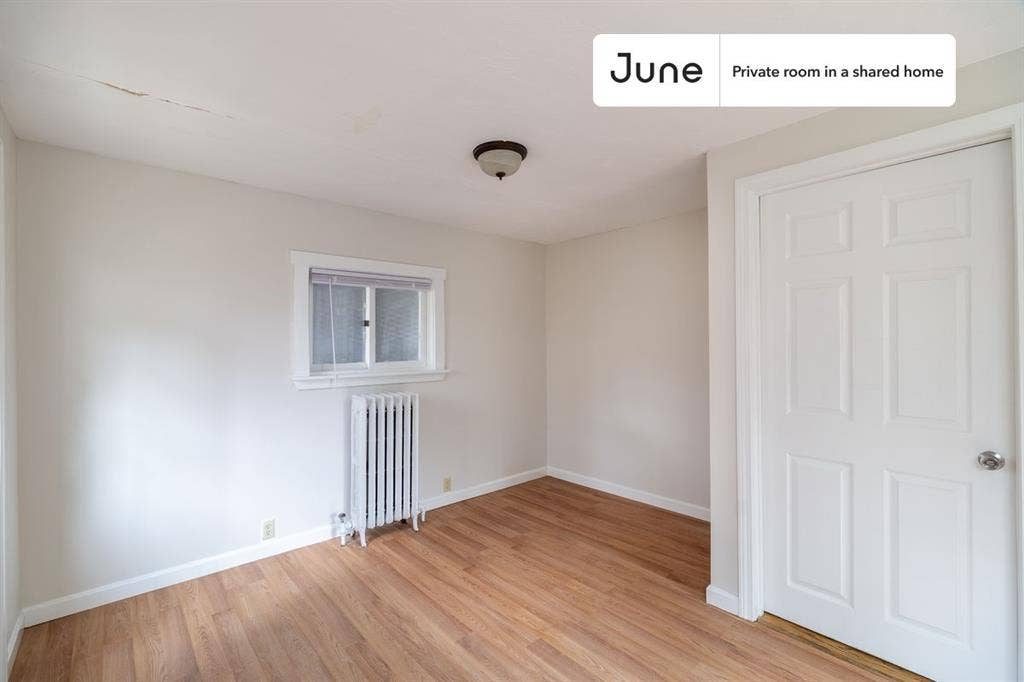 4 BR in Boston