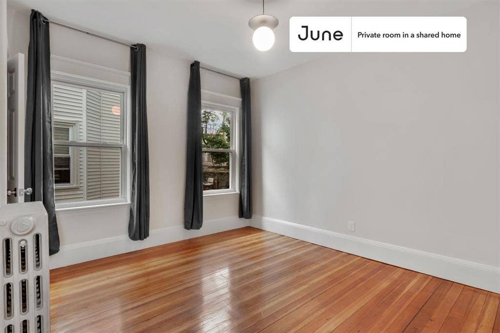 4 BR in Boston