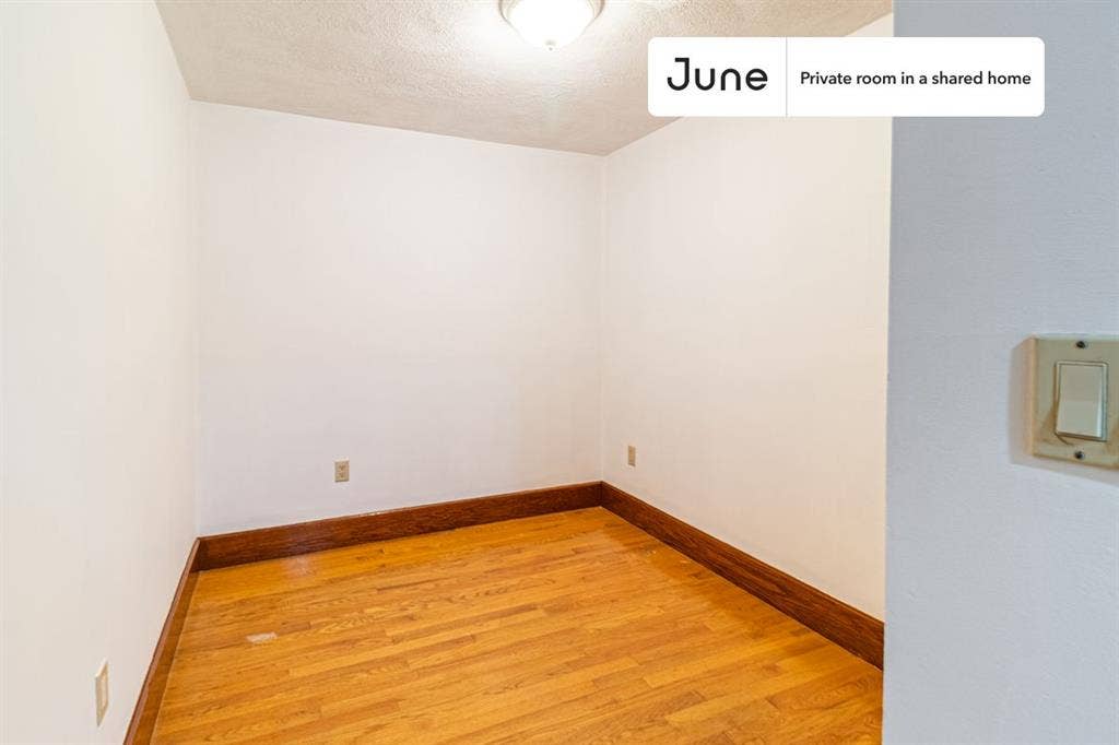 5 BR in Boston