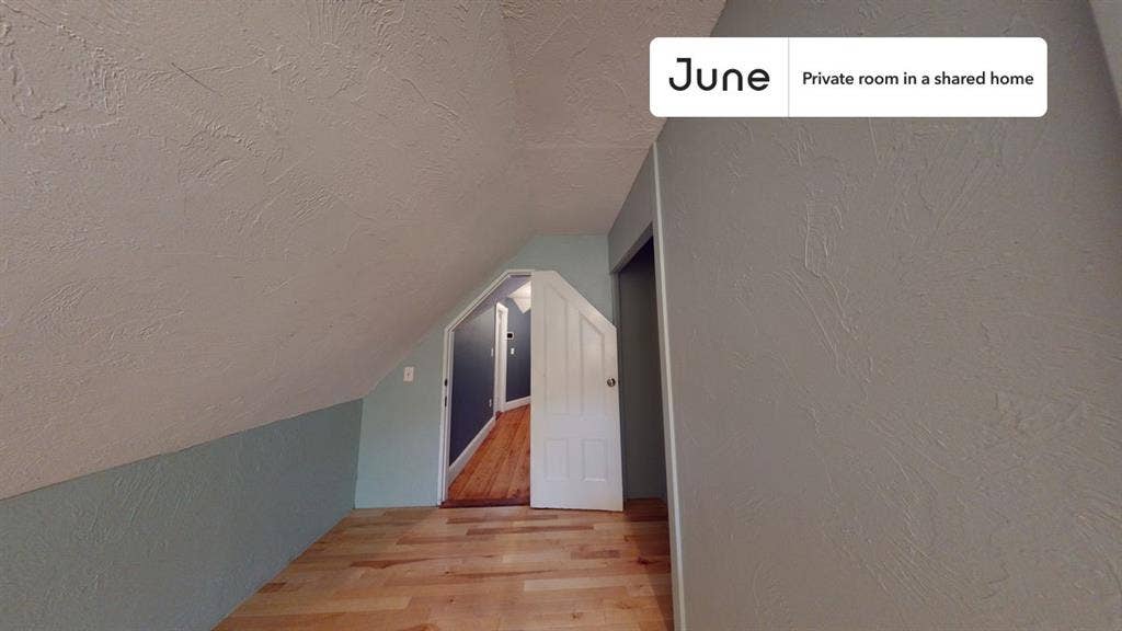 7 BR in Boston