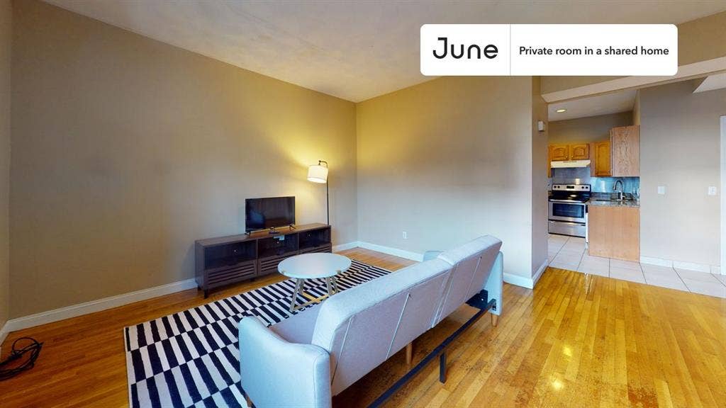 4 BR in Boston