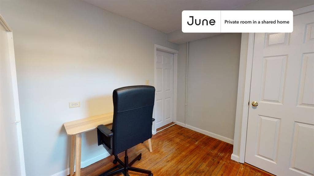 2 BR in Boston