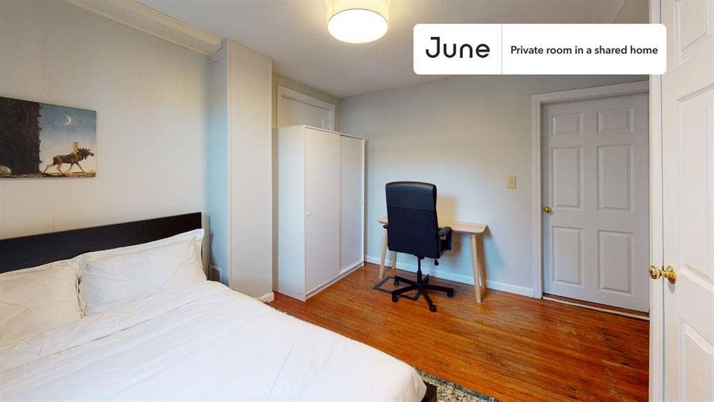 2 BR in Boston