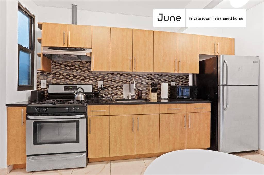 2 BR in New York City