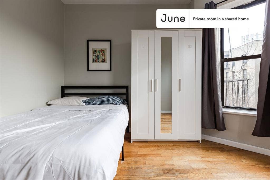 4 BR in New York City