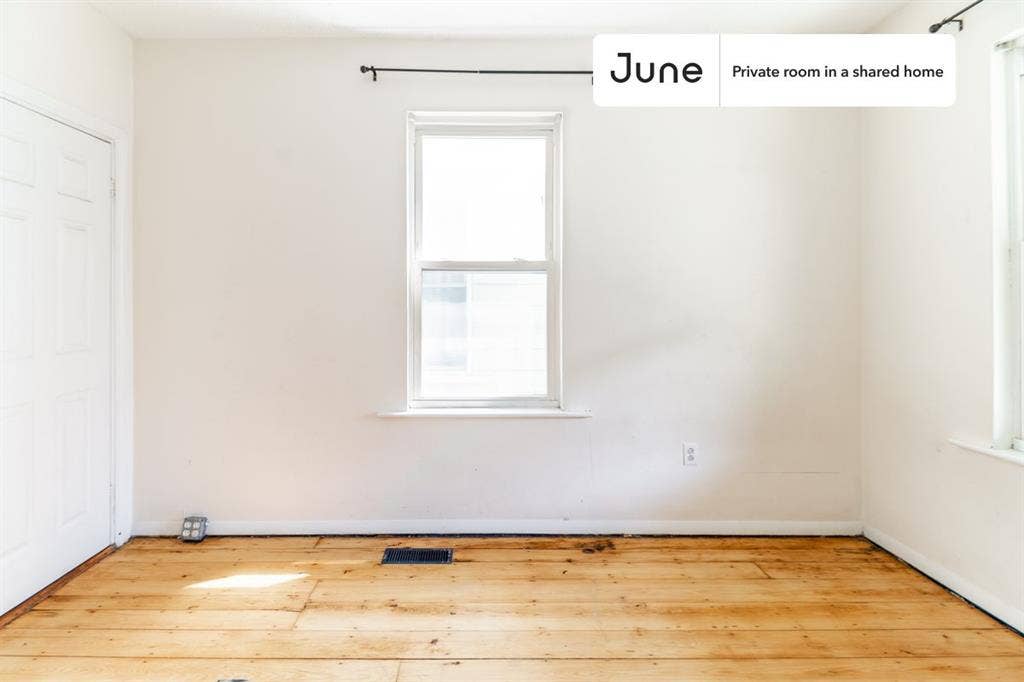 2 BR in Boston