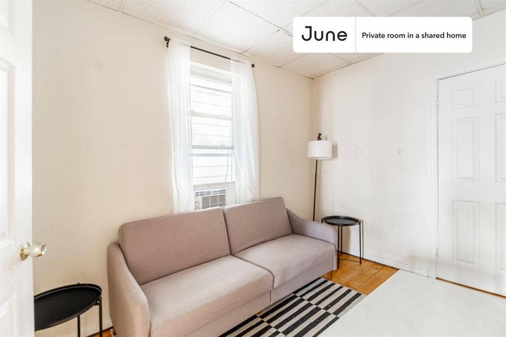 2 BR in Boston