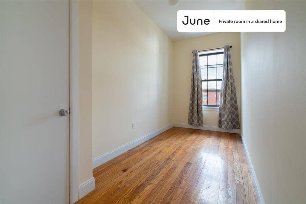 3 BR in New York City