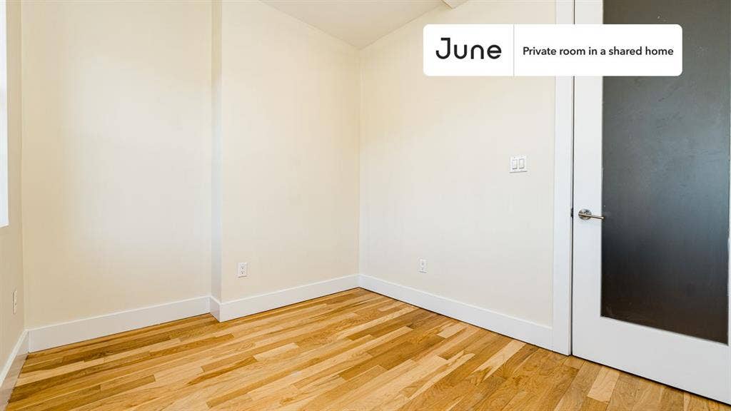 4 BR in New York City