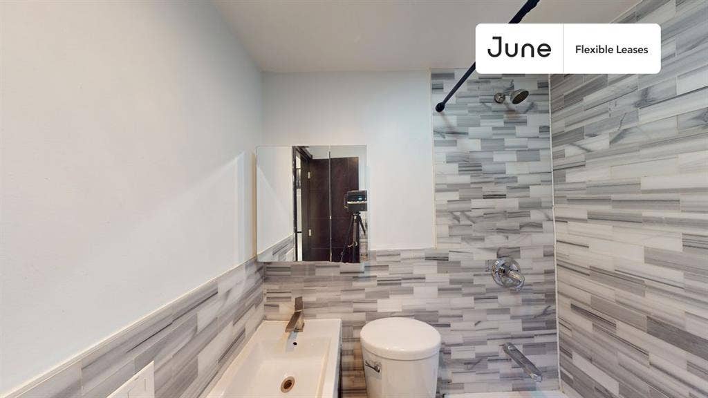 4 BR in New York City