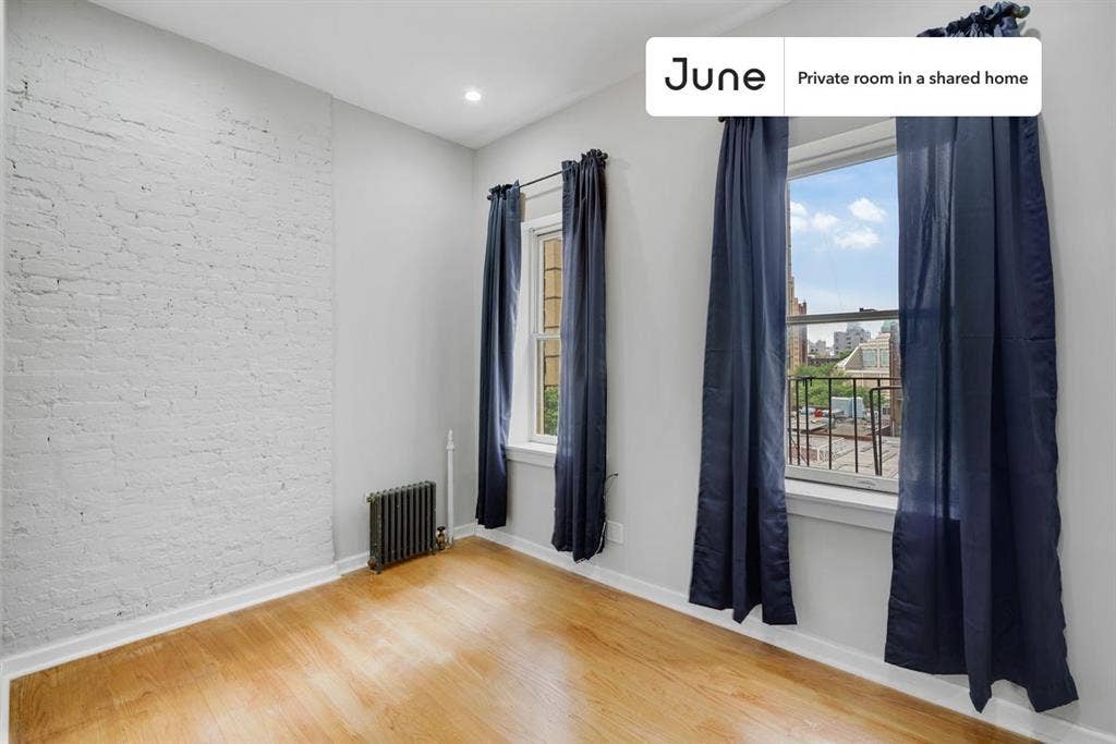 3 BR in New York City