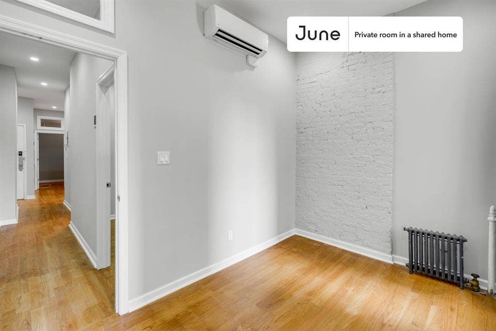 3 BR in New York City