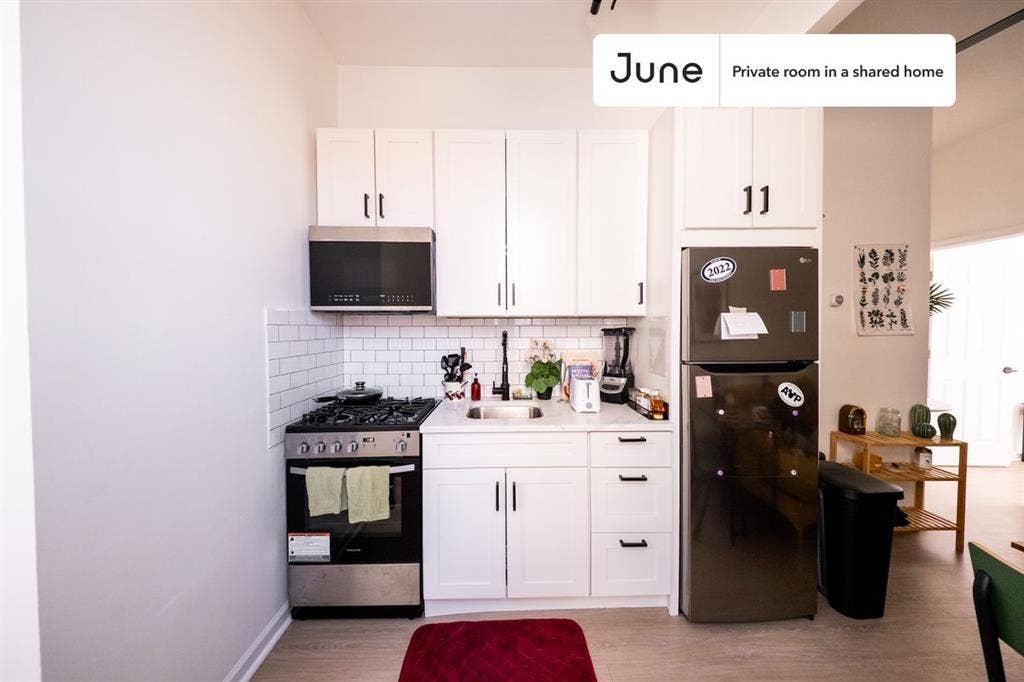 2 BR in New York City