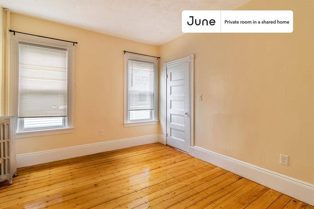 4 BR in Boston