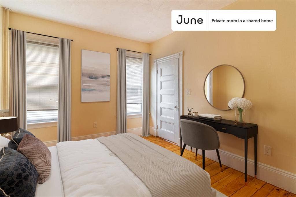 4 BR in Boston