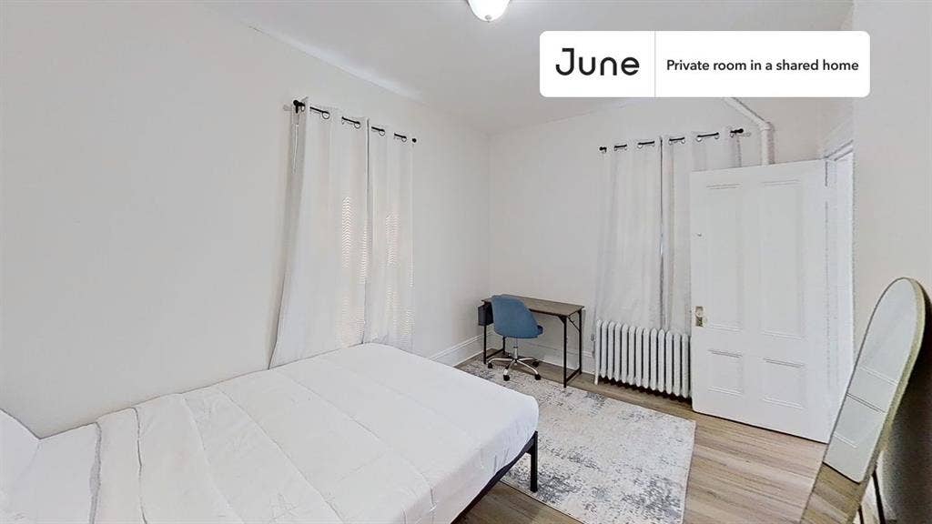 3 BR in Boston
