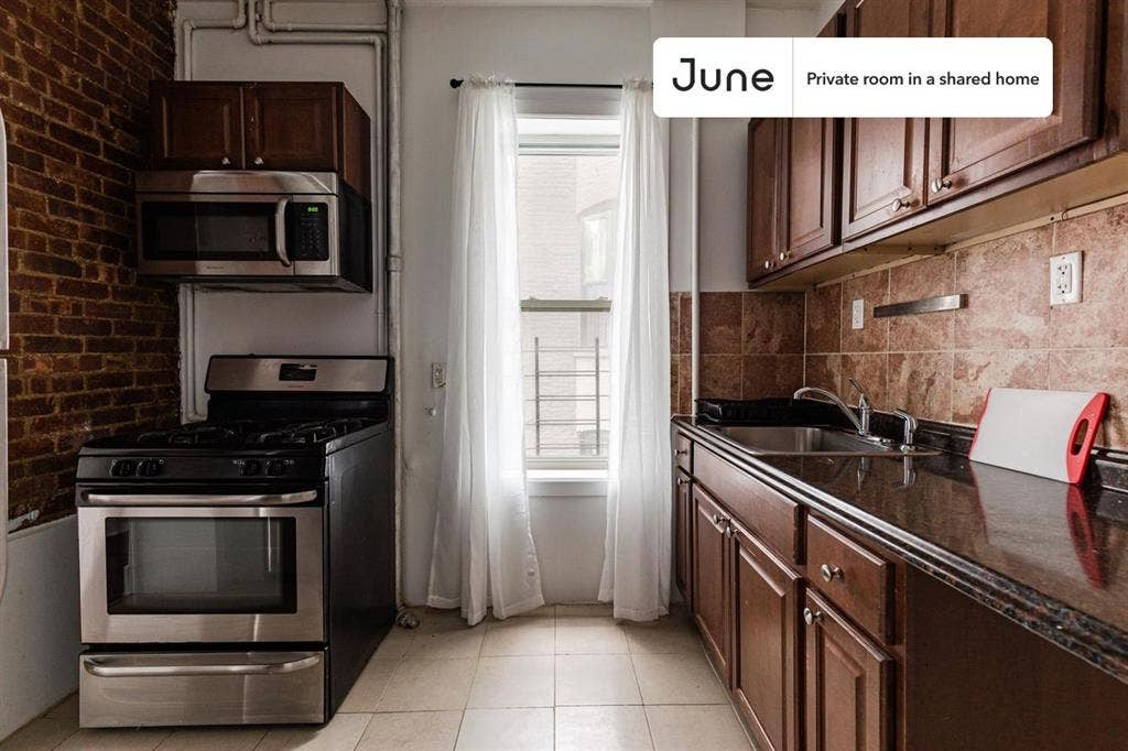 3 BR in New York City