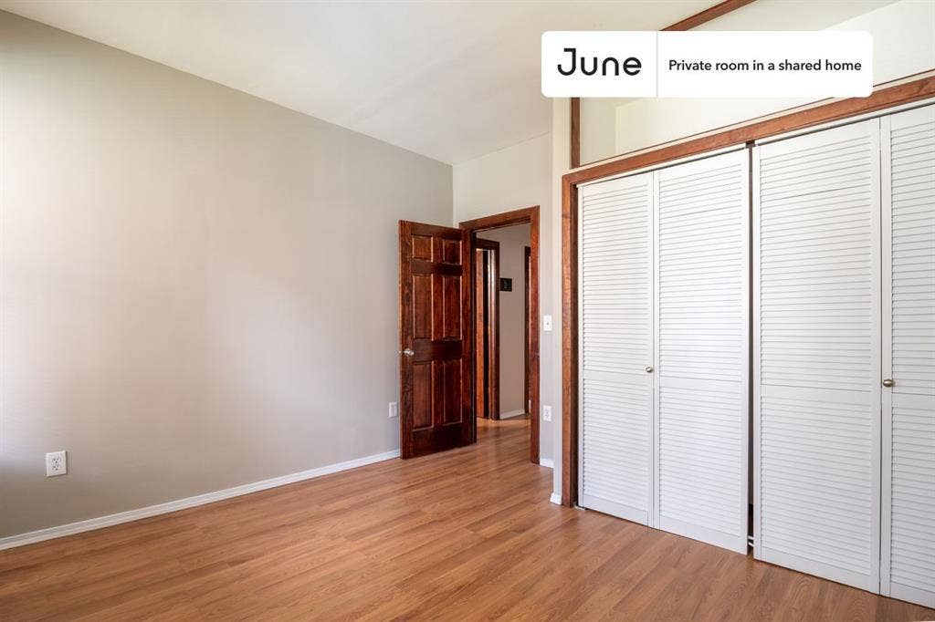 4 BR in Chicago