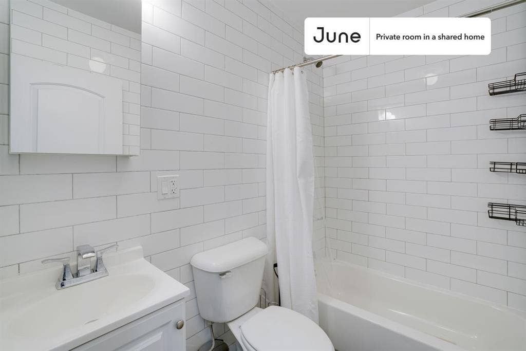 3 BR in New York City