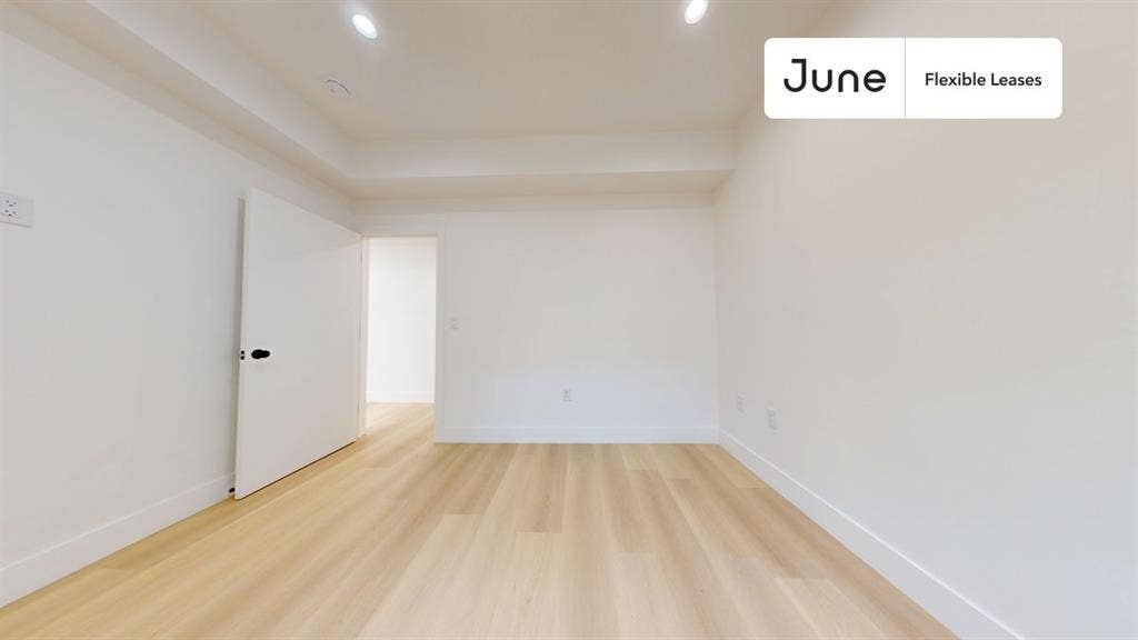 4 BR in Los Angeles